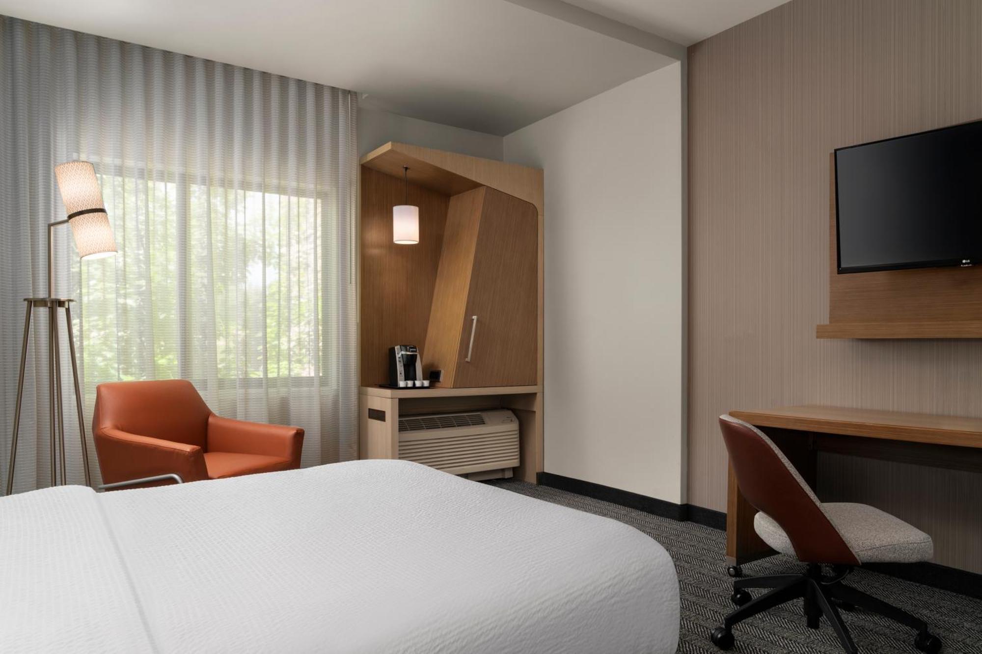 Courtyard By Marriott Denver North/Westminster Eastlake Exterior photo