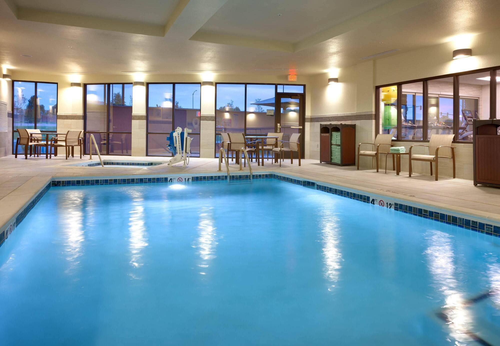 Courtyard By Marriott Denver North/Westminster Eastlake Exterior photo